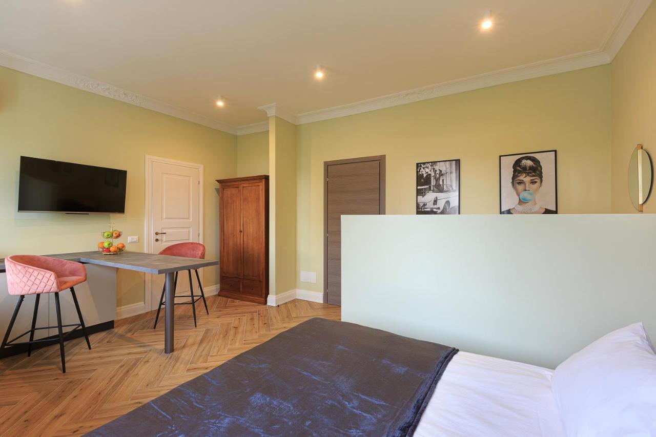 Appartement Leopoldo à Baveno Extérieur photo
